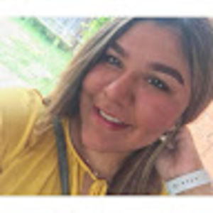 Meet your Posher, Daniela